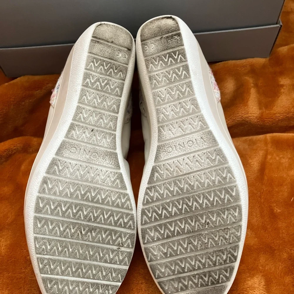 chic comfortable